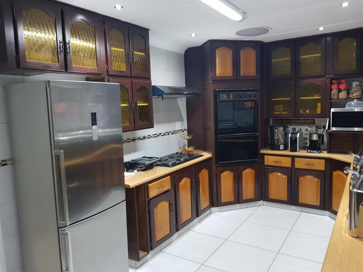 Good 2 Go Guest House بينوني المظهر الخارجي الصورة