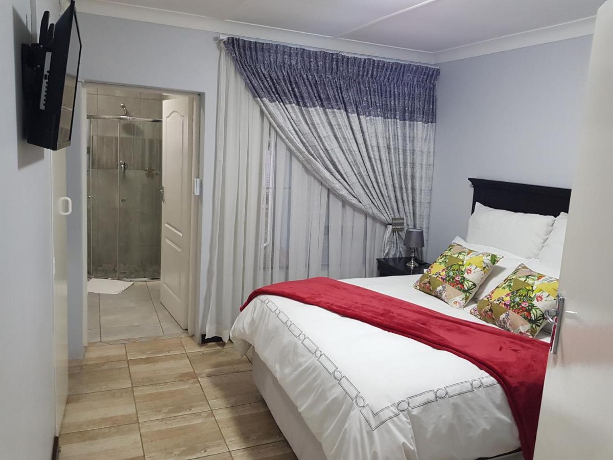 Good 2 Go Guest House بينوني المظهر الخارجي الصورة